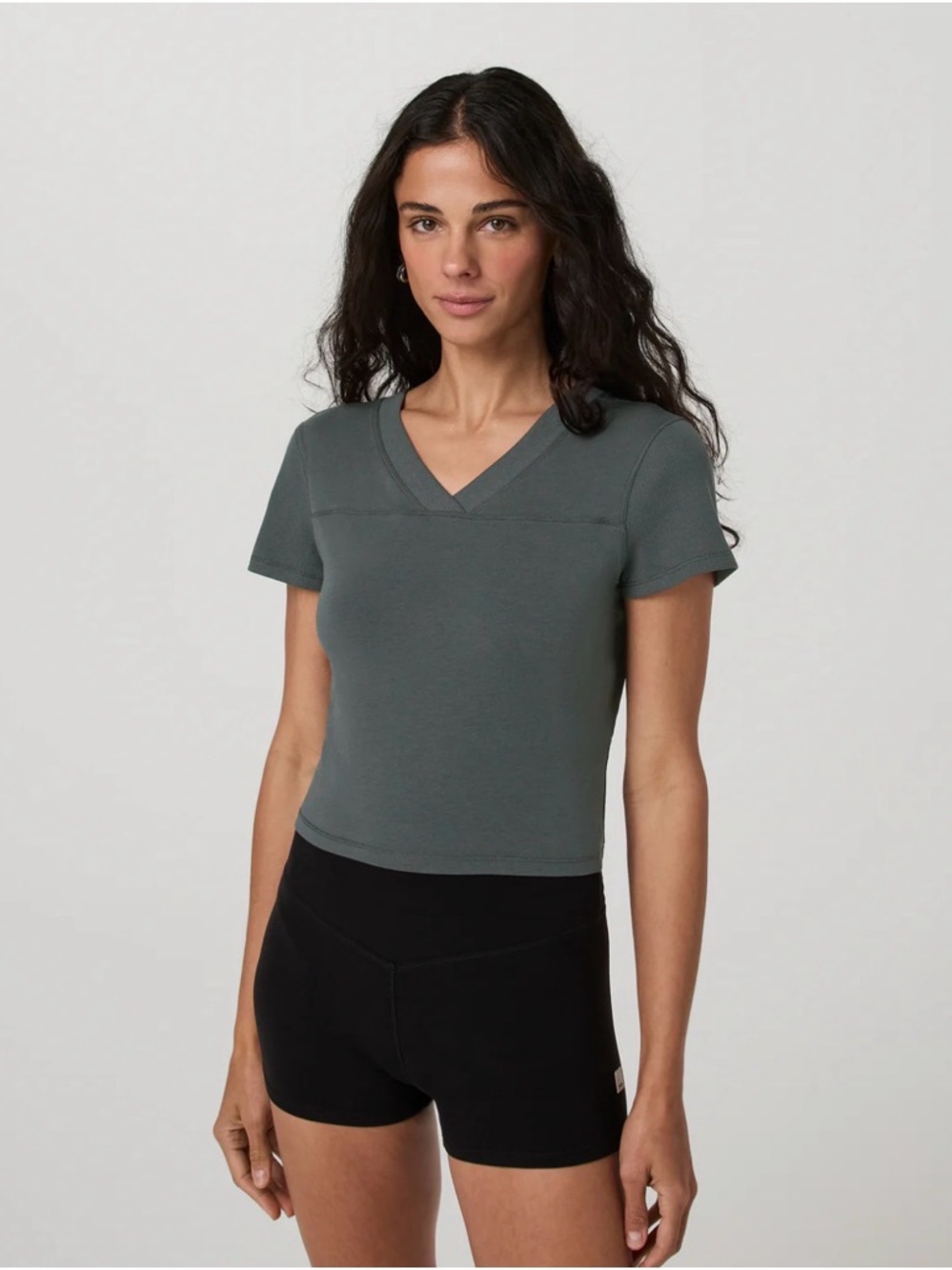Vuori  Women’s “Tuvalu” Double V Neck Top (M)
